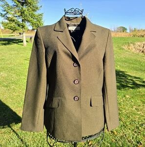 Jones Studio Olive Green Blazer Jacket, size 10, EUC